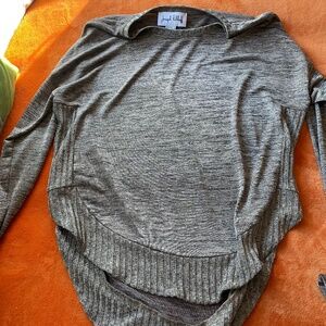 Joseph Ribkoff size 6 relaxed fit blouse